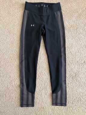 Under Armour  Leggings with Striped Gray Side Panels